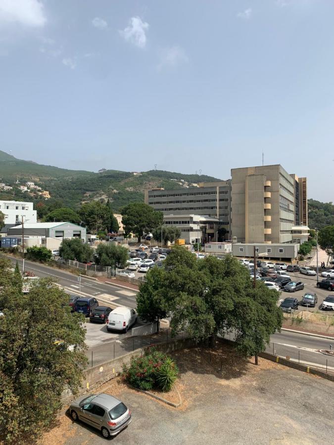 Studio Vue Montagne Avec Parking Gratuit Apartment Бастия Екстериор снимка