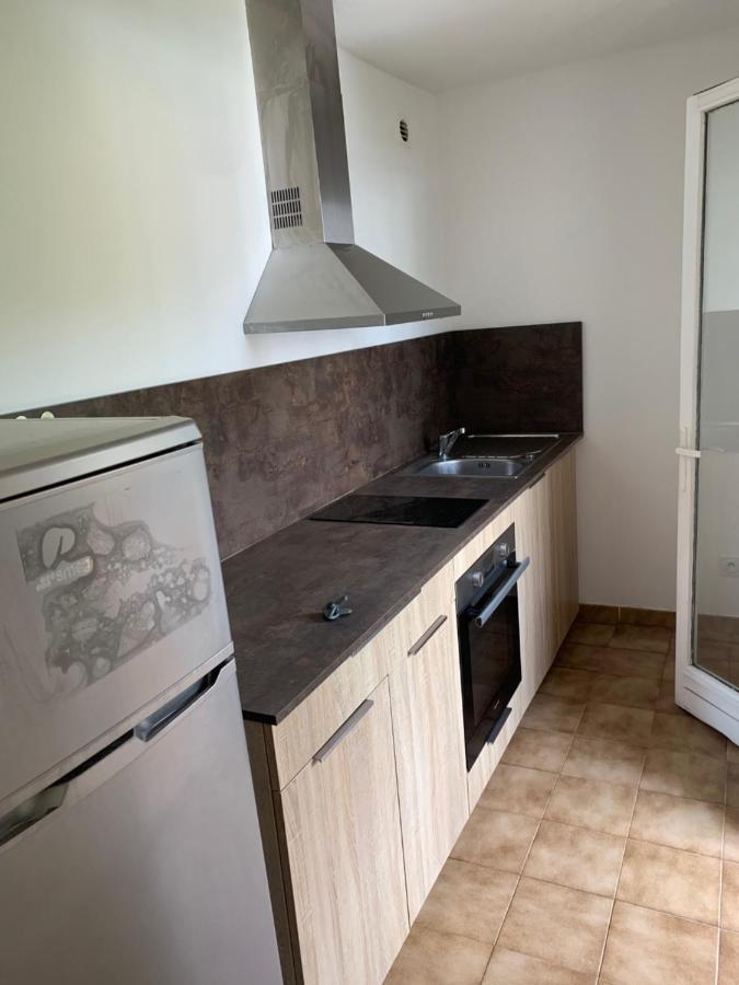 Studio Vue Montagne Avec Parking Gratuit Apartment Бастия Екстериор снимка